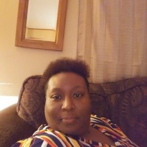 Meet your Posher, Nickie